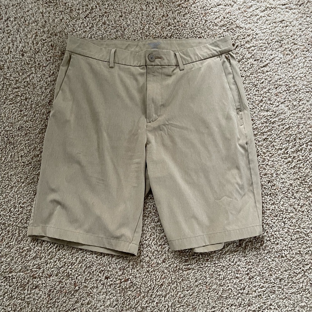 Old Navy Active Mens Khaki Short
